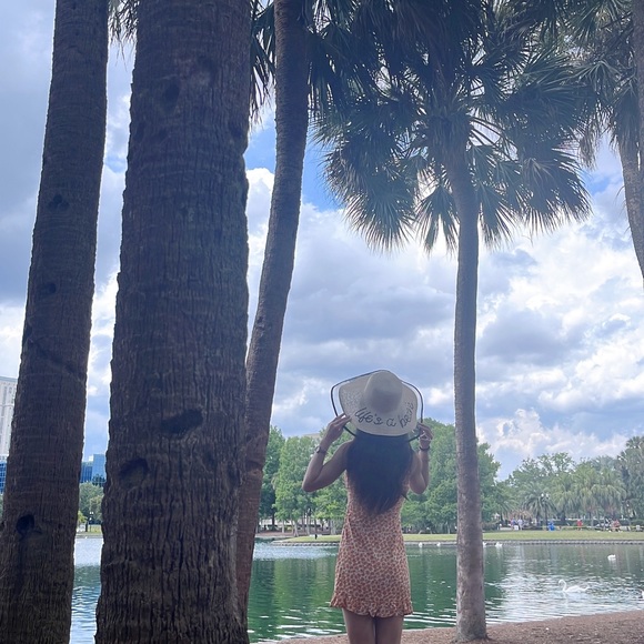 Beach hat - Picture 5 of 5